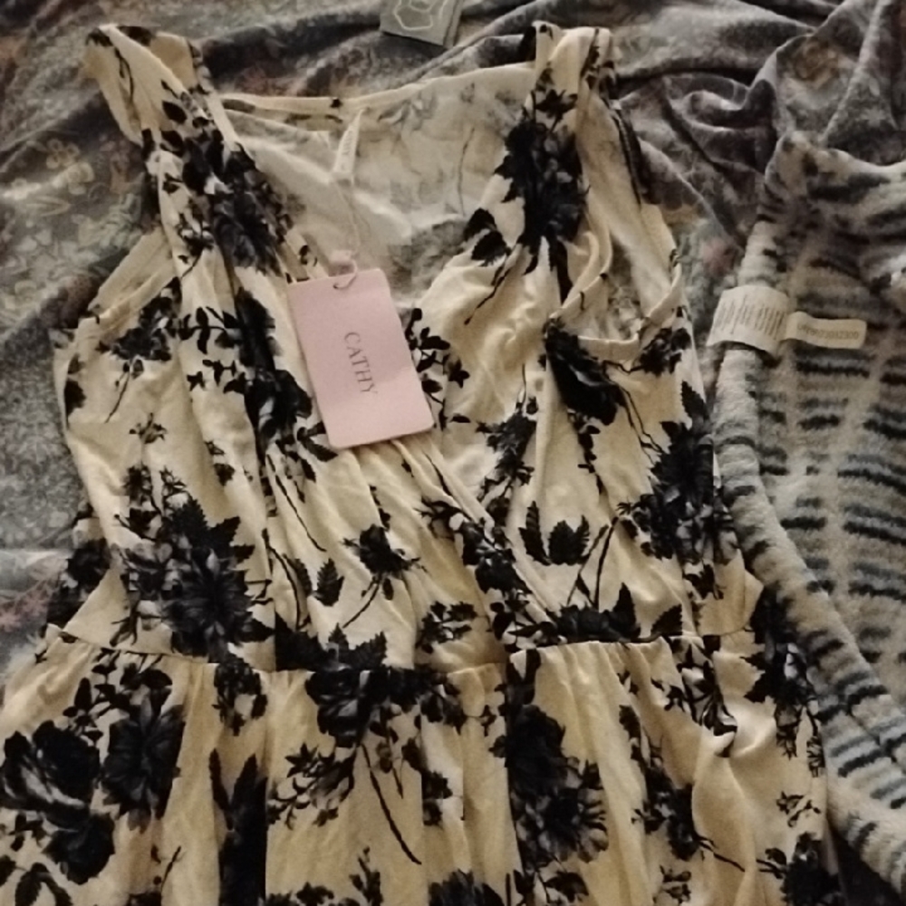 Cathy Black and Cream Floral Dress